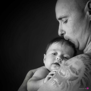 photographe-studio-portrait-maternite-emotion-bebe4